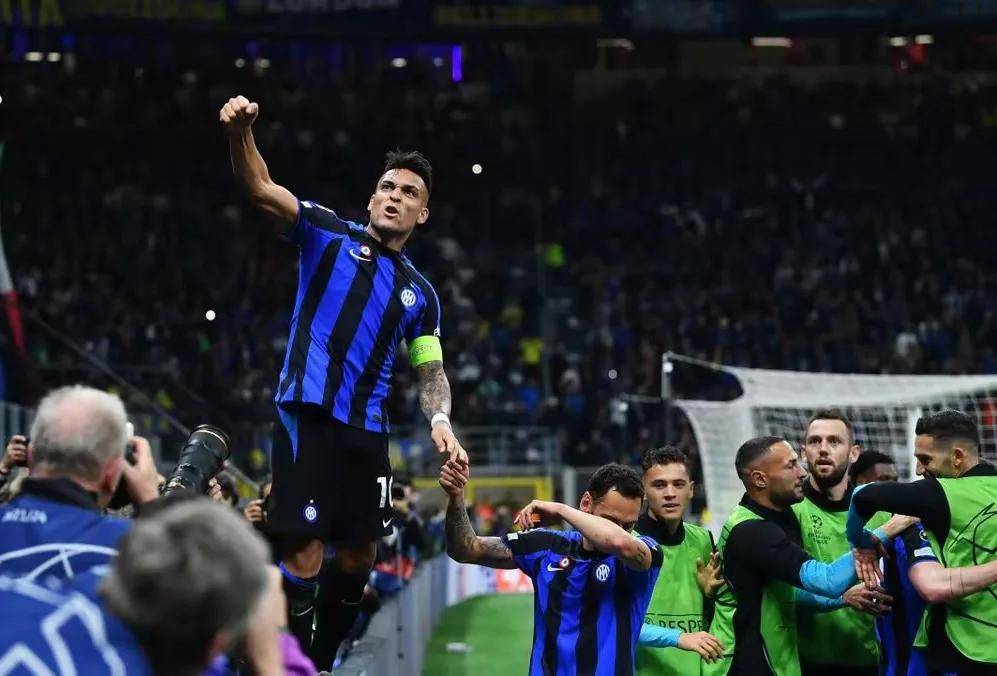 四后卫防线 四后卫防线