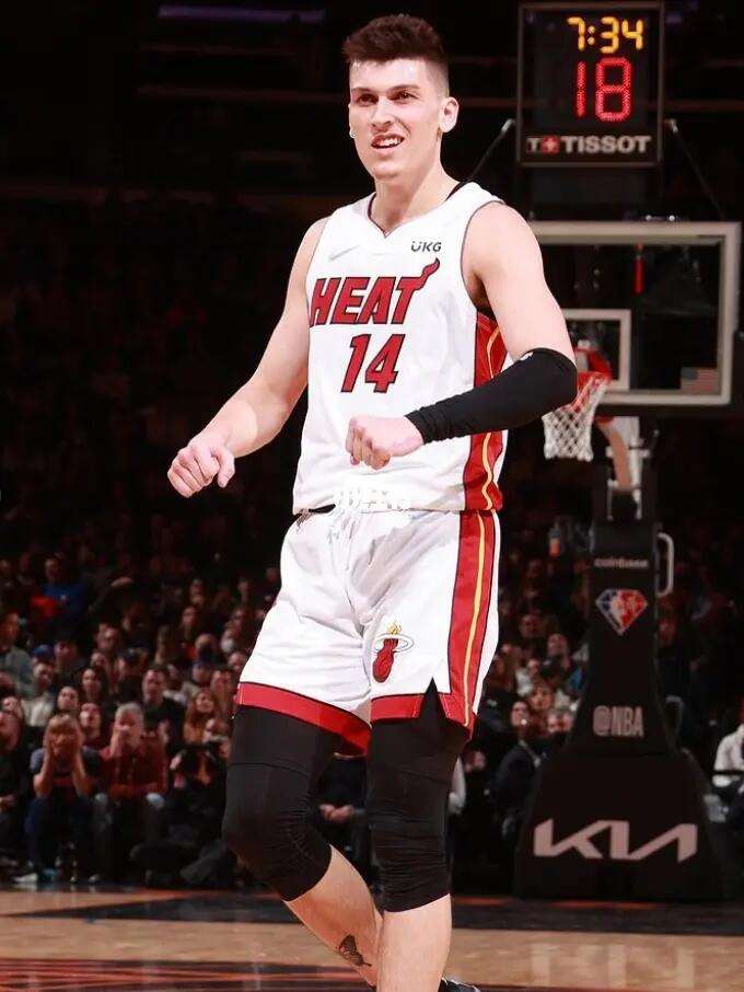 王艺迪的控 王艺迪的控